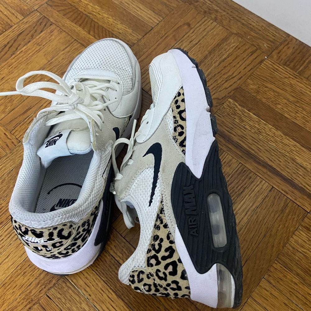 Nike cheetah air max sneakers 7.5 - Picture 6 of 7
